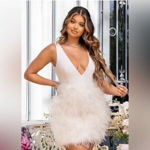 CLUB L LONDON WHITE PLUNGE FRONT MINI DRESS WITH FEATHER SKIRT